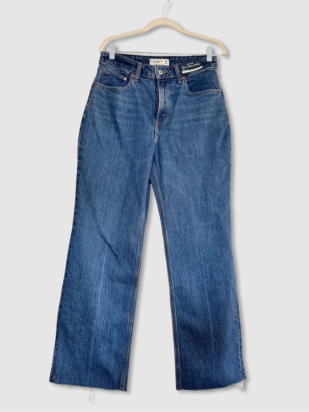 Abercrombie & Fitch 90s Relaxed High Rise Curve Love Jeans
Size 28 Short